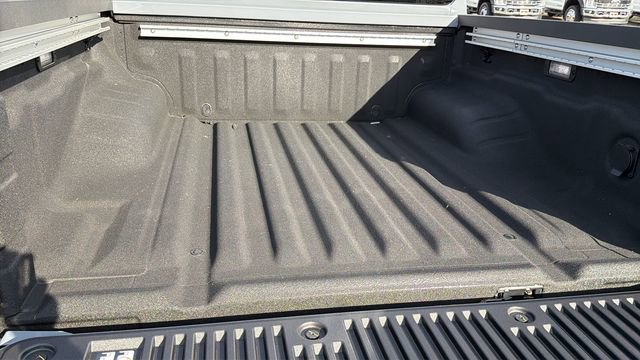 New 2026 Nissan Frontier PRO-4X w/ Pro-4x Convenience Package image 14