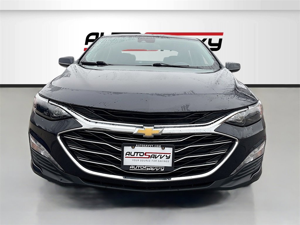 Used 2023 Chevrolet Malibu LT w/ Driver Confidence Package image 2