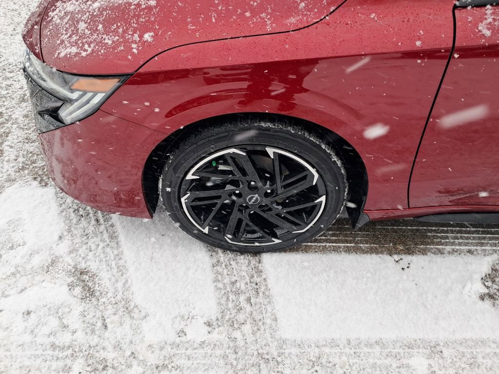 New 2026 Nissan Sentra SR w/ SR Premium Package image 28