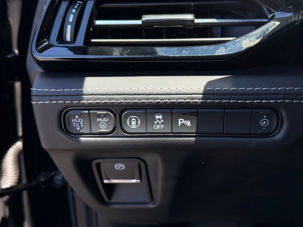 Used 2025 Acura MDX w/ Advance Package AWD/4WD image 29