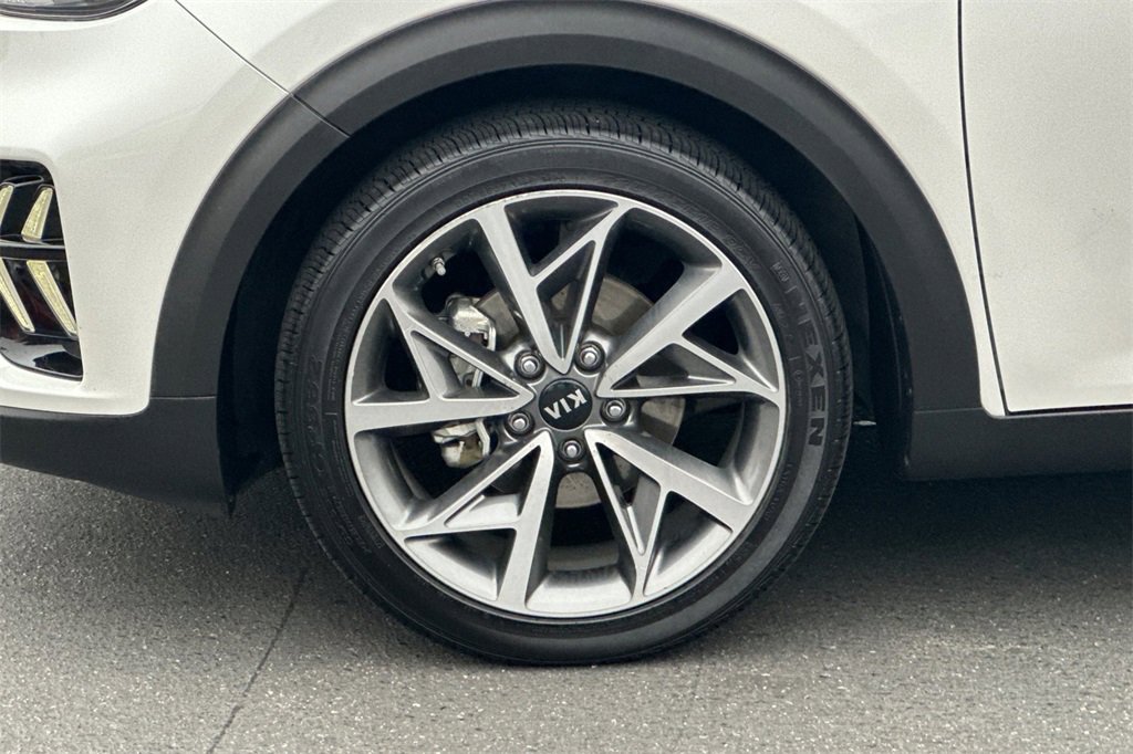 Used 2021 Kia Niro Touring image 31