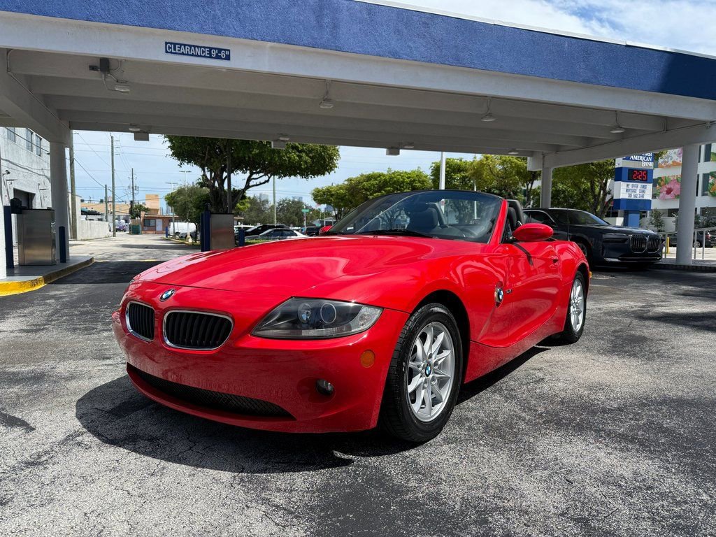 Used 2005 BMW Z4 2.5i image 1