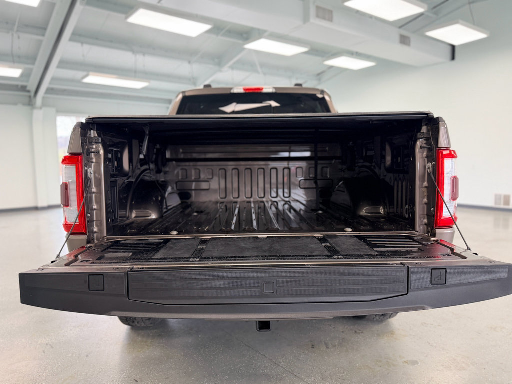 Used 2023 Ford F150 Lariat w/ Trailer Tow Package image 43