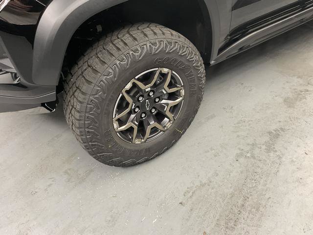 New 2026 Chevrolet Colorado ZR2 AWD/4WD image 4