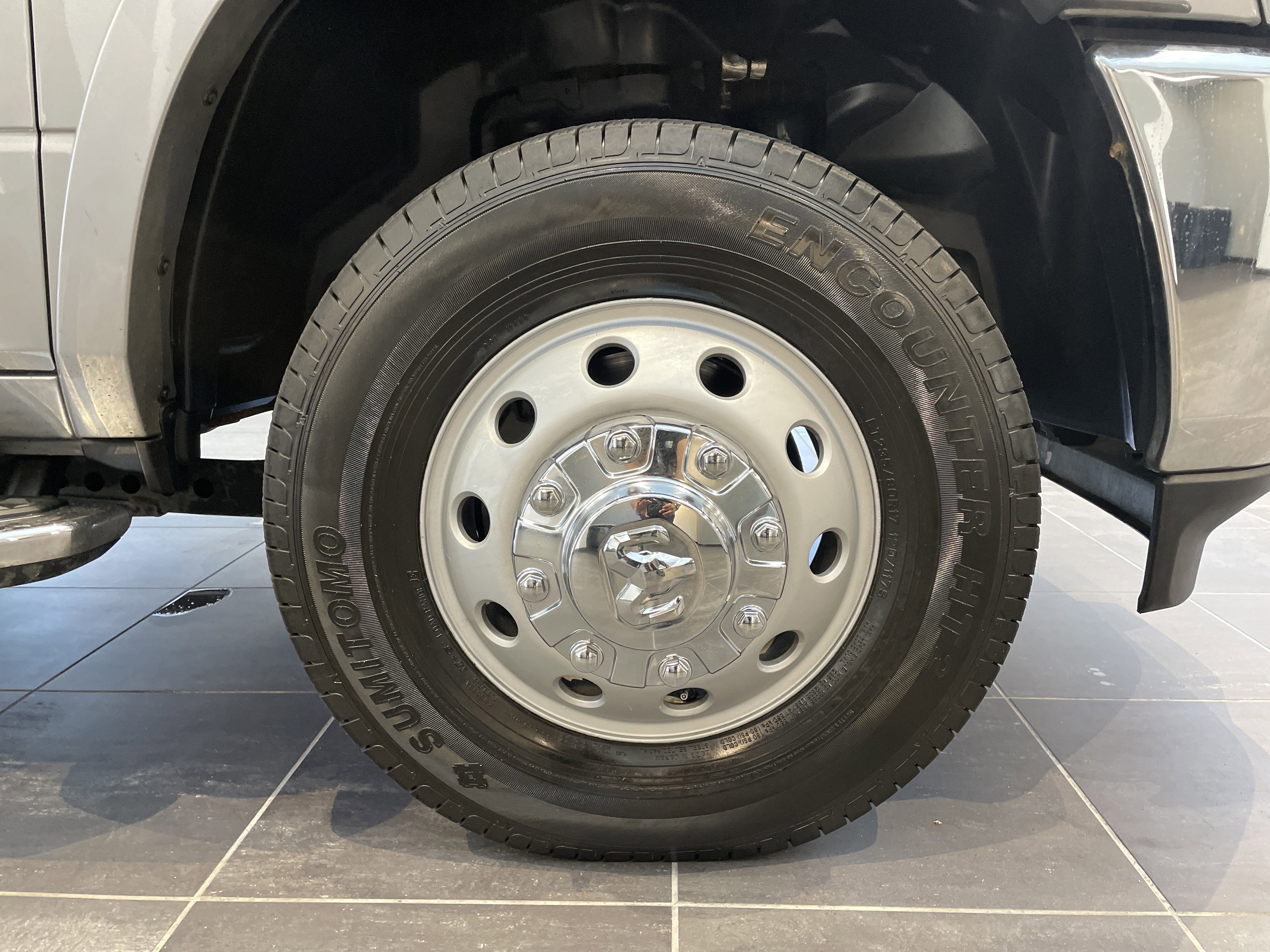 Used 2020 RAM 3500 Laramie image 12