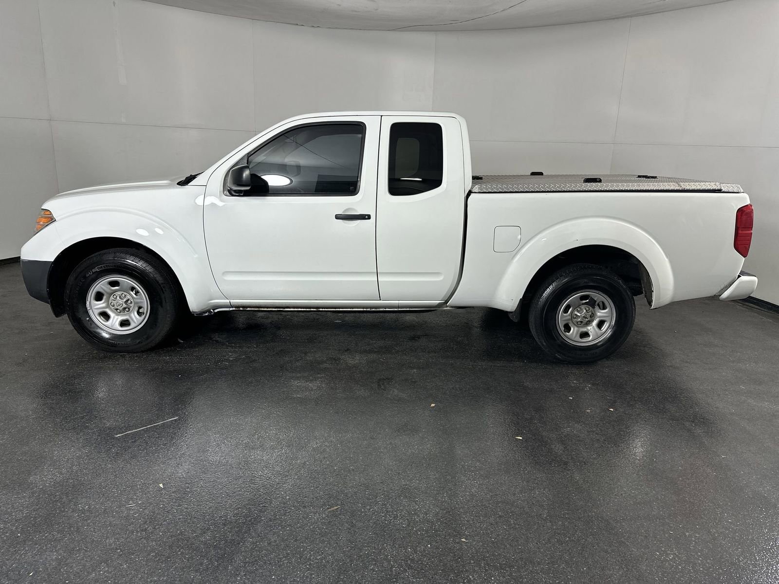 Used 2019 Nissan Frontier S image 8