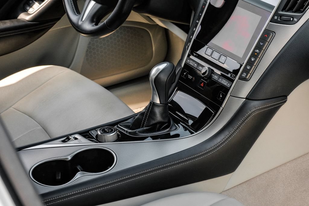 Used 2014 INFINITI Q50 Premium w/ Navigation Package RWD image 29