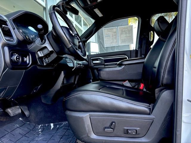 Used 2024 RAM 3500 Big Horn image 30