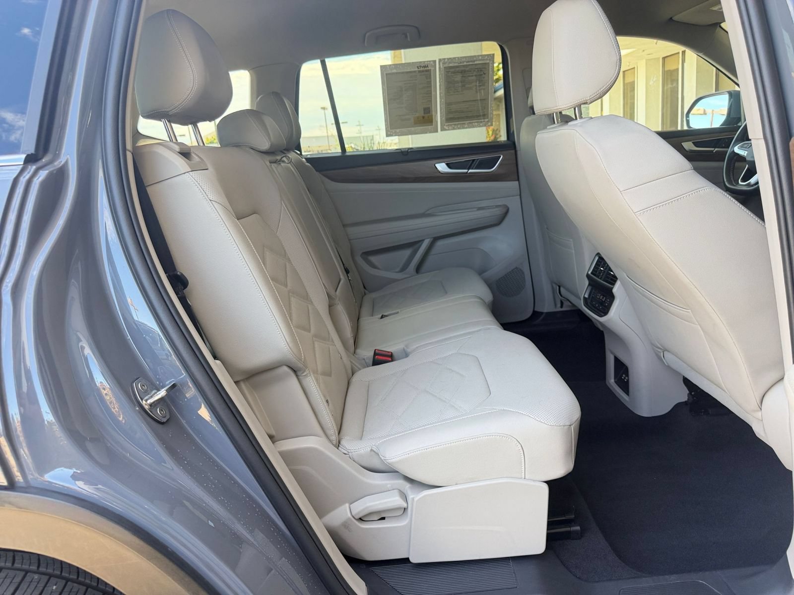 Used 2026 Volkswagen Atlas SE AWD/4WD image 42