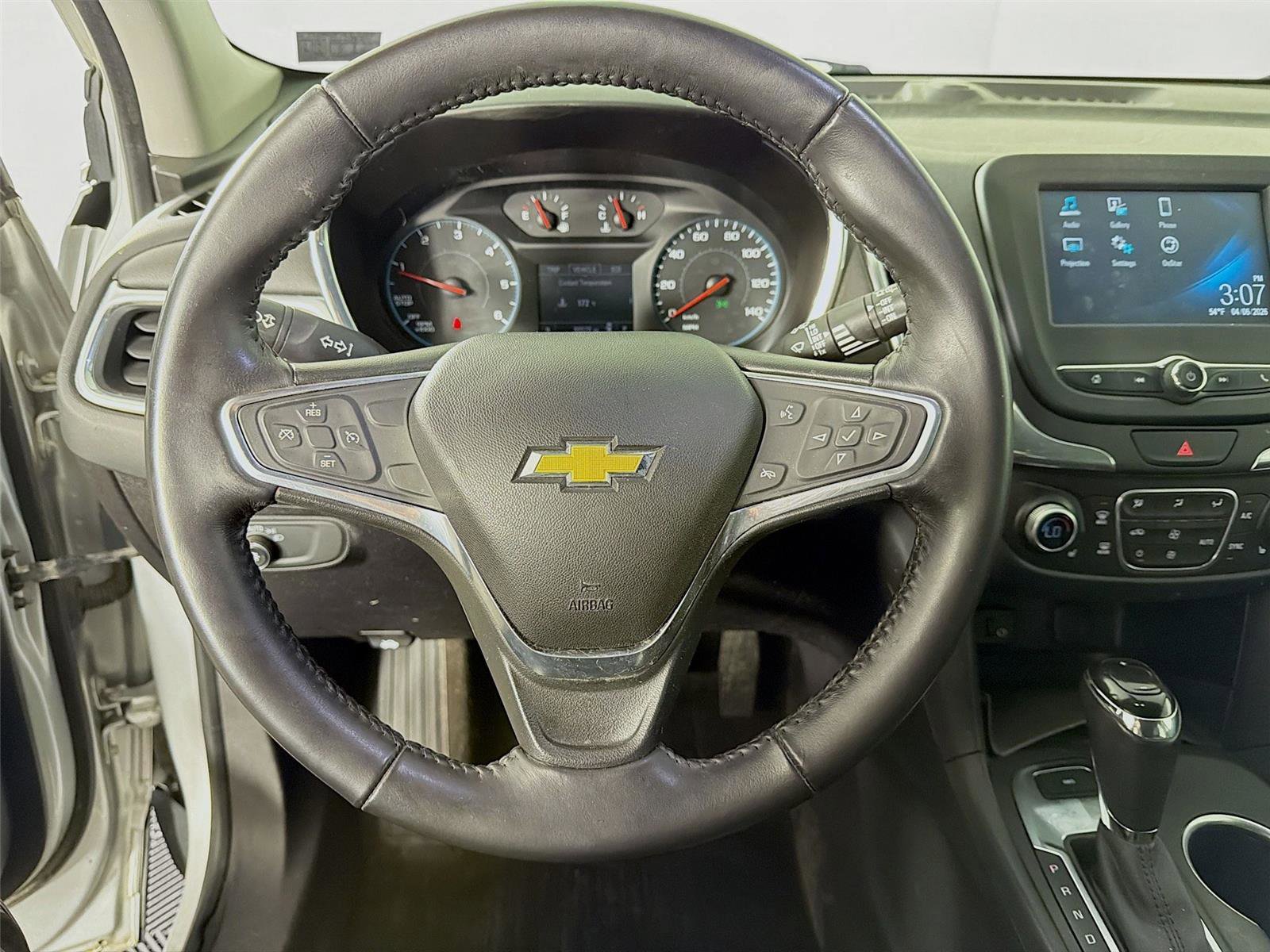 Used 2018 Chevrolet Equinox LT image 12