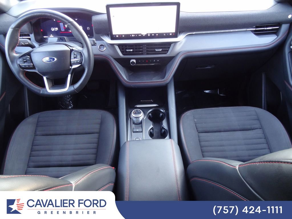 Certified 2025 Ford Explorer ST-Line AWD/4WD image 12