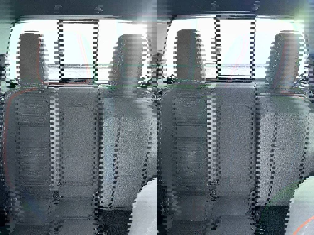 Used 2023 Nissan Frontier PRO-4X w/ Pro Convenience Package image 5