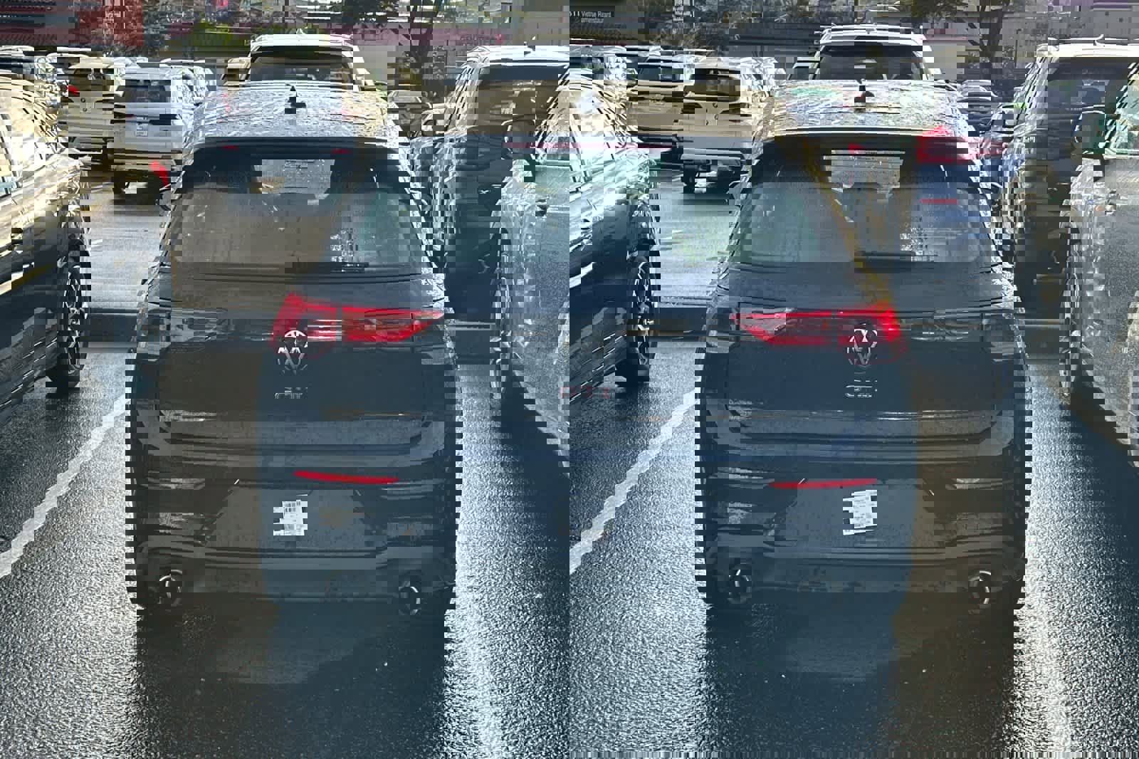 Used 2023 Volkswagen GTI SE w/ SE Leather Package image 8