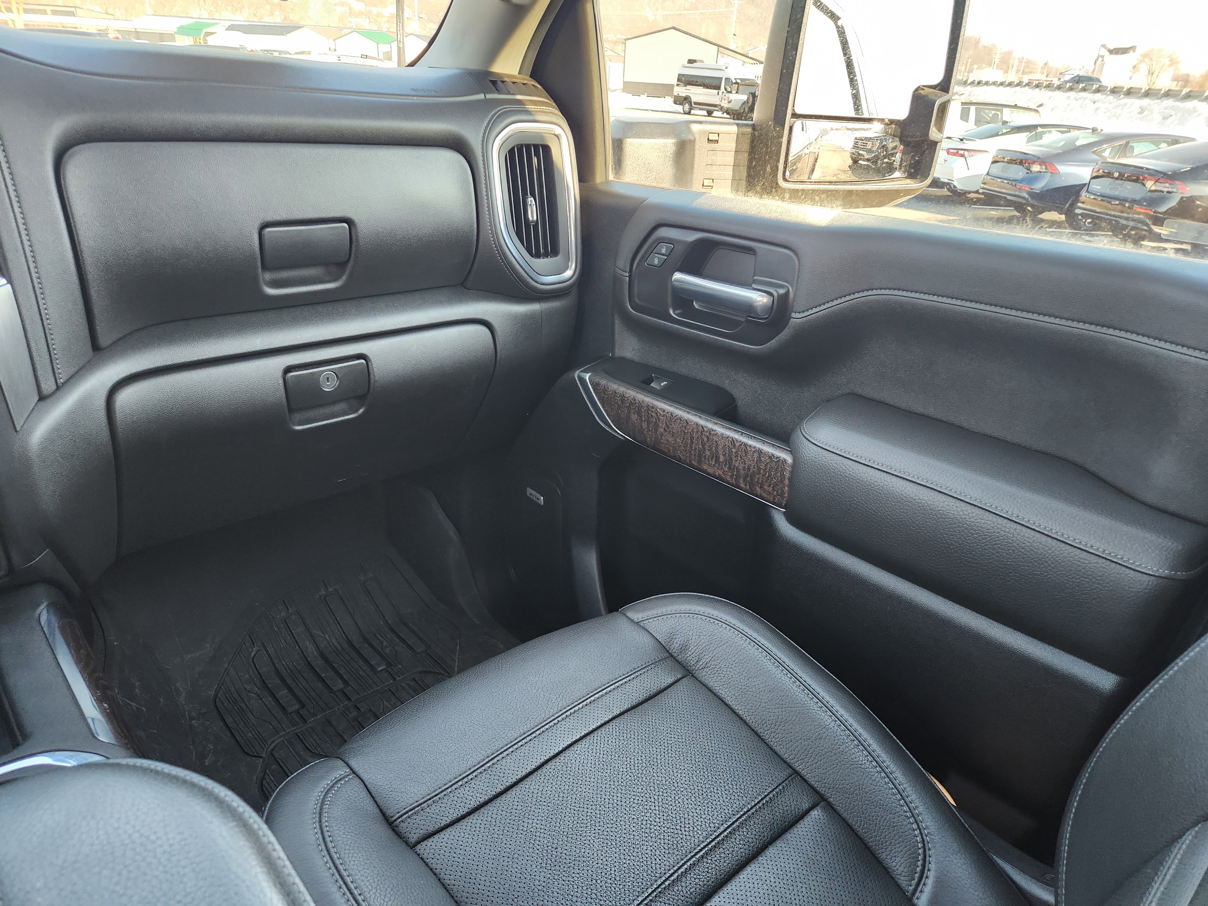 Used 2023 GMC Sierra 2500 Denali w/ Technology Package image 23