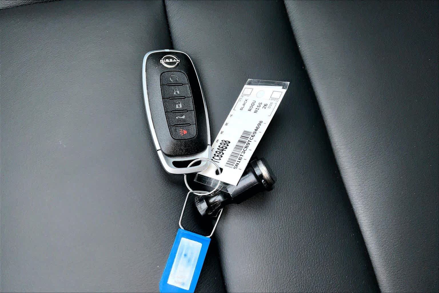 Used 2026 Nissan Rogue SL AWD/4WD image 15