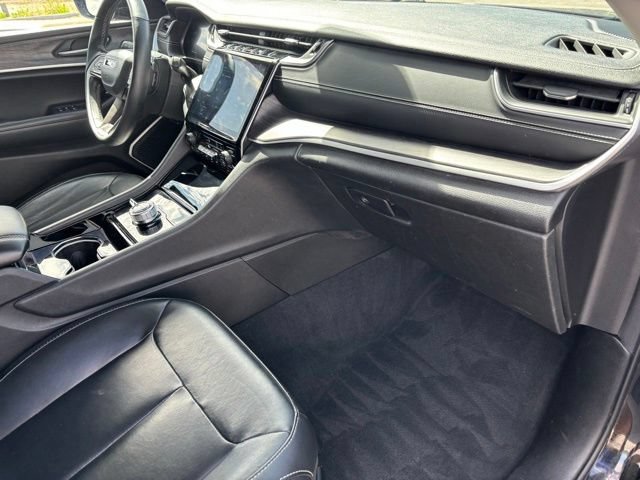 Certified 2022 Jeep Grand Cherokee L Limited w/ Black Appearance Package AWD/4WD image 26