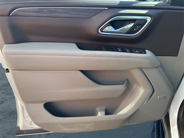 Used 2021 GMC Yukon SLT w/ SLT Luxury Package image 19