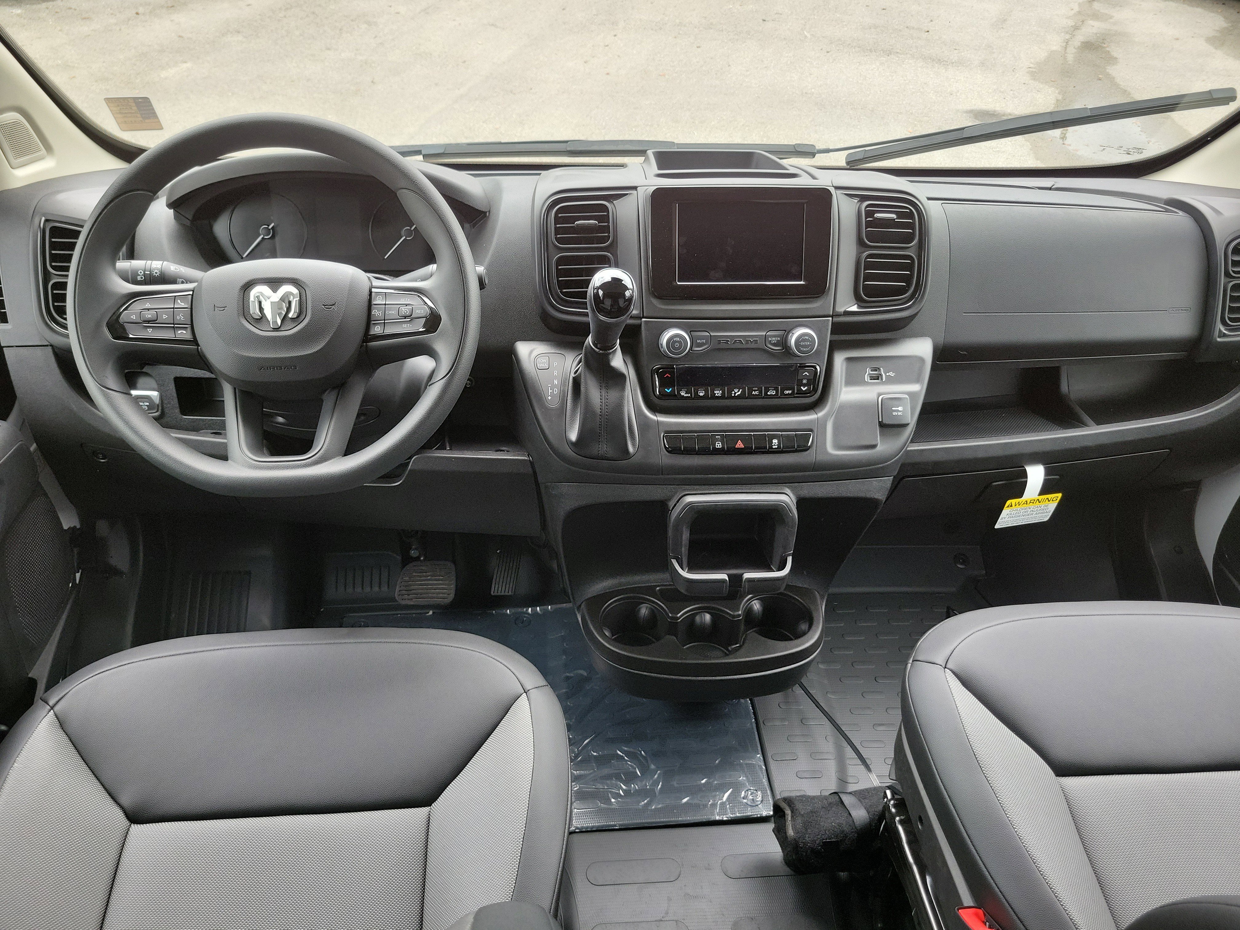 Used 2026 RAM ProMaster 2500 w/ Convenience Group FWD image 16
