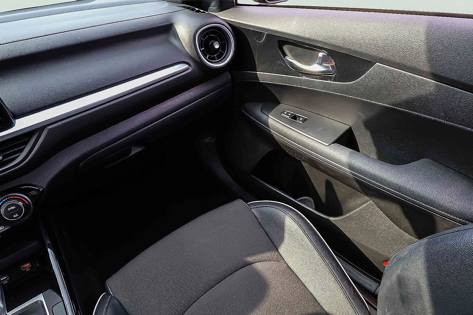 Certified 2023 Kia Forte GT-Line w/ GT-Line Technology Package image 19