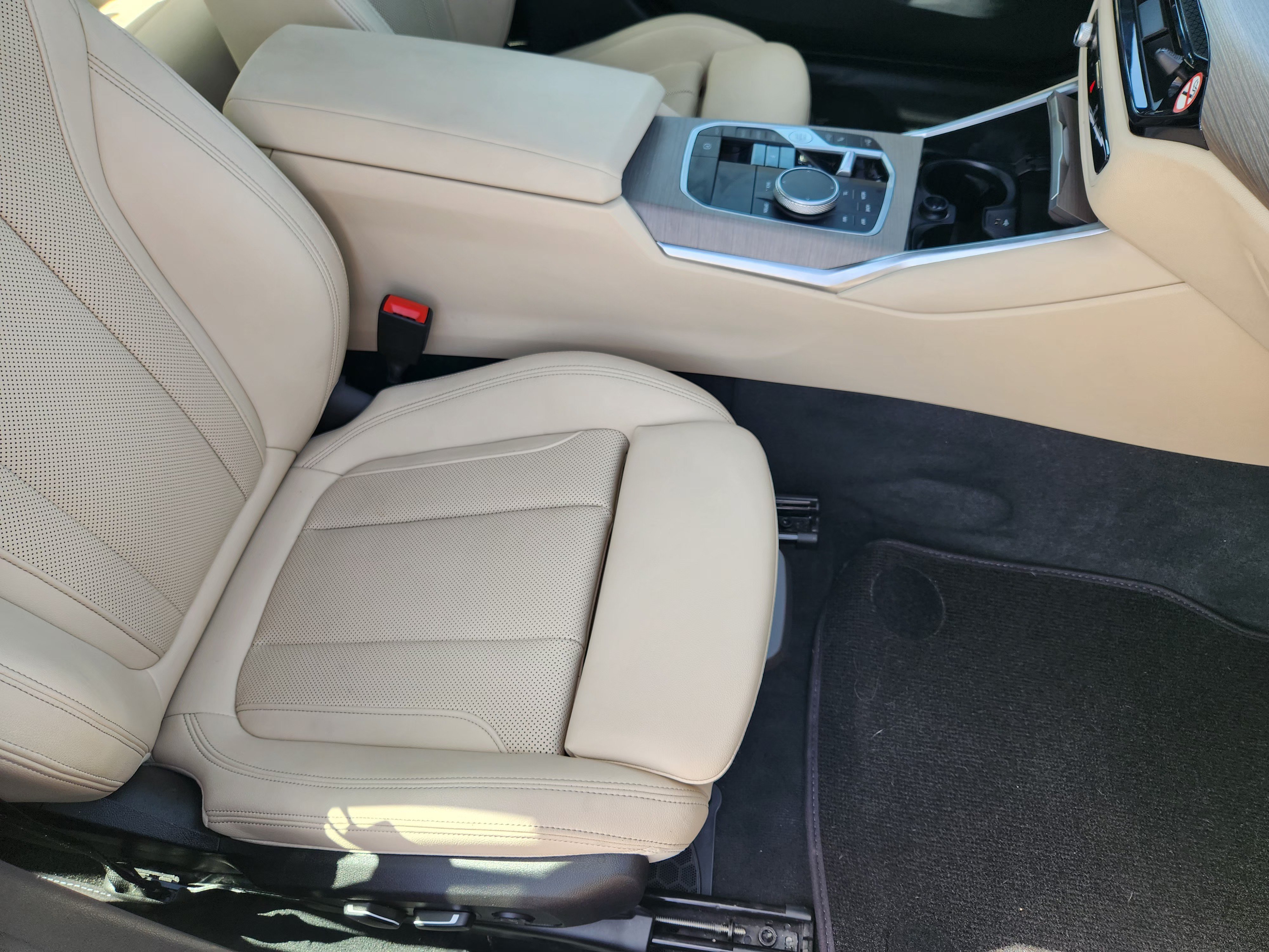 Used 2025 BMW 330i Sedan RWD image 14