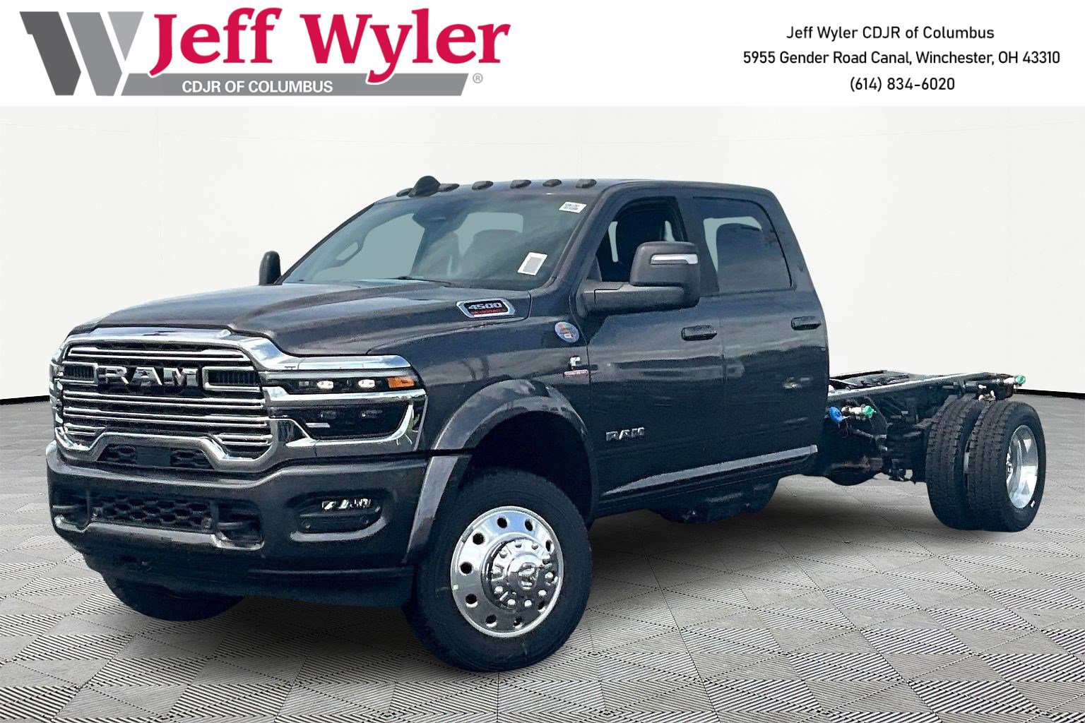 New 2026 RAM 4500 4x4 Crew Cab DRW image 1