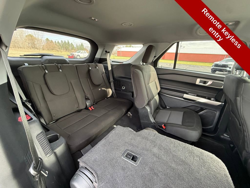 Used 2023 Ford Explorer XLT w/ Class IV Trailer Tow Package image 40