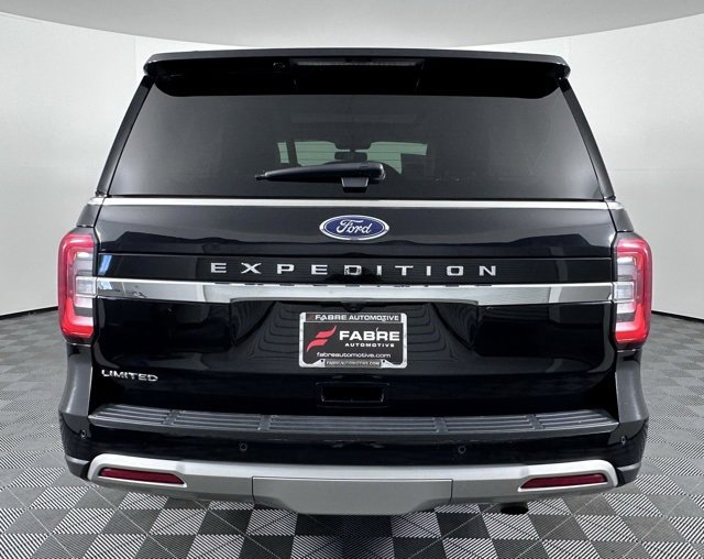 Used 2024 Ford Expedition Limited image 7