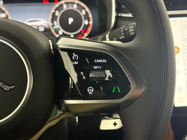 New 2026 Jaguar F-PACE R-Dynamic S image 40