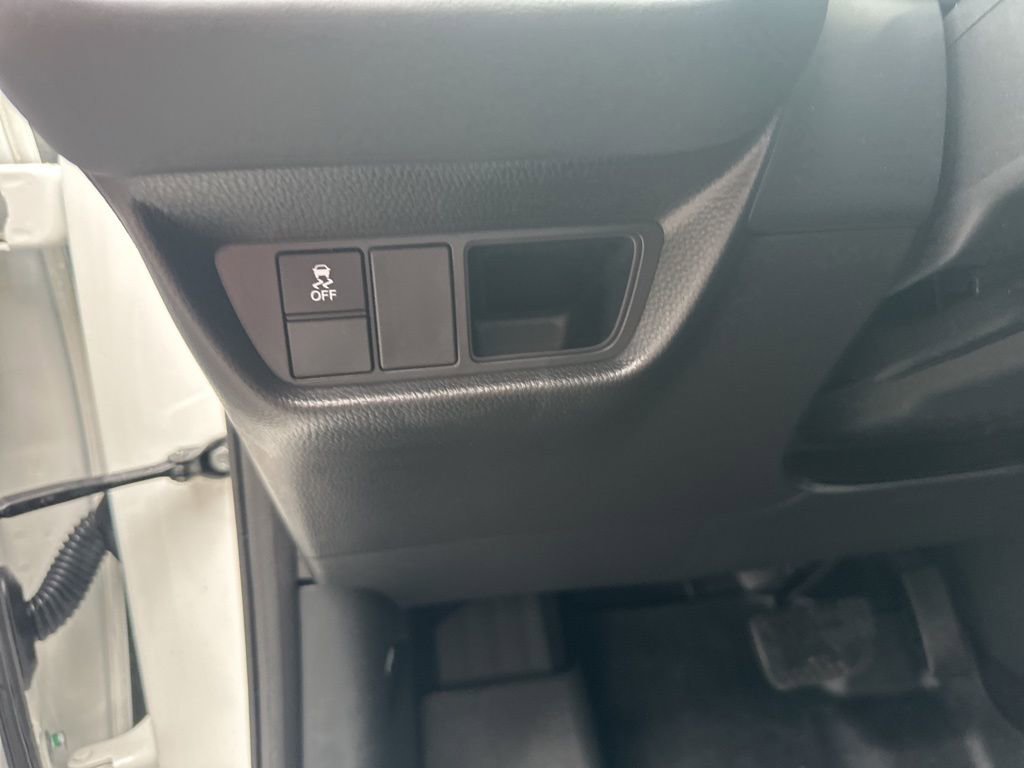 Used 2023 Honda HR-V LX image 11