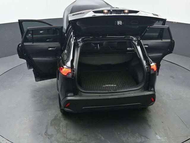 Certified 2022 Toyota Corolla Cross XLE w/ Black Badges Package (TMS) AWD/4WD image 49