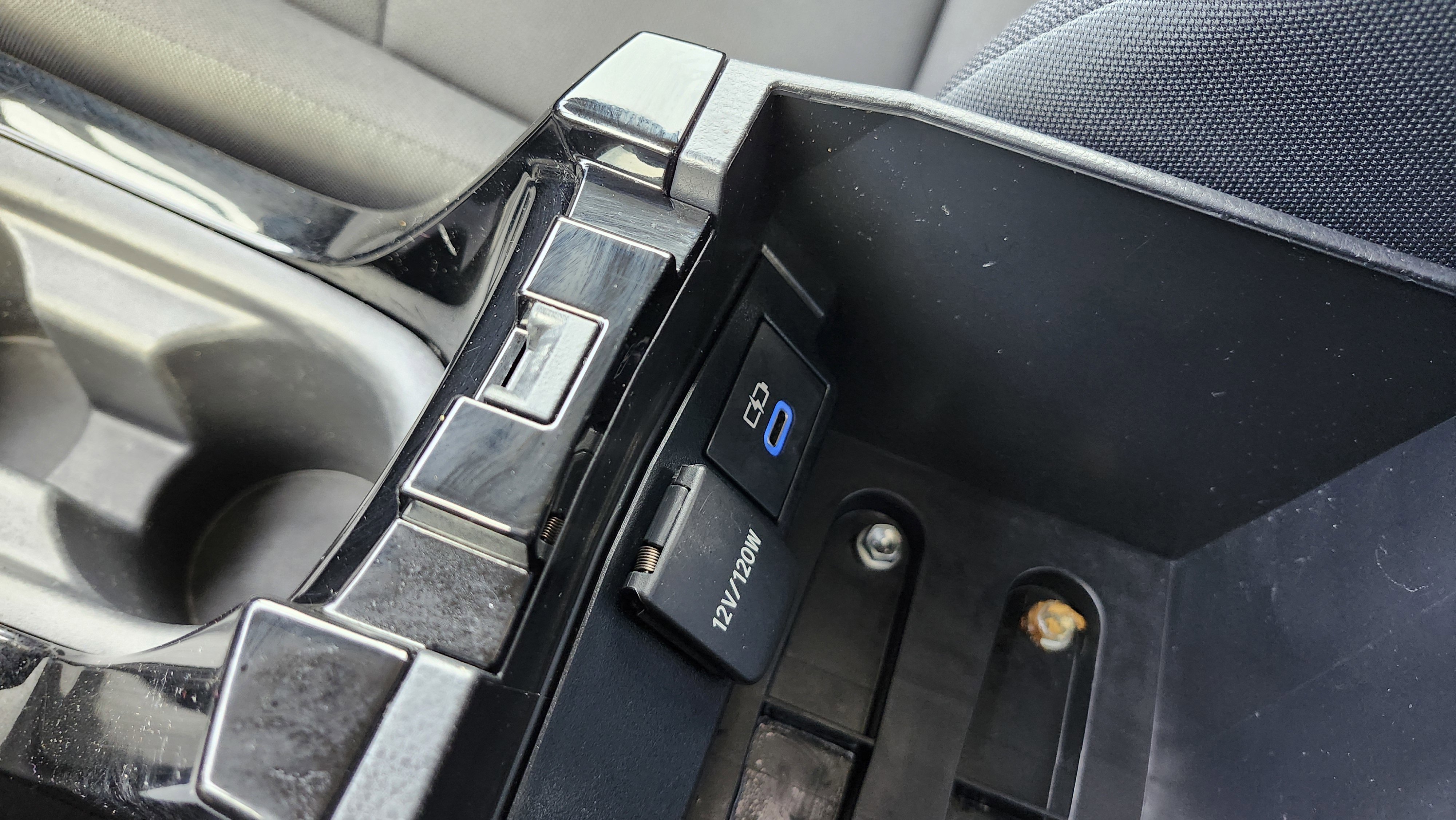 Used 2022 Toyota Corolla LE image 8