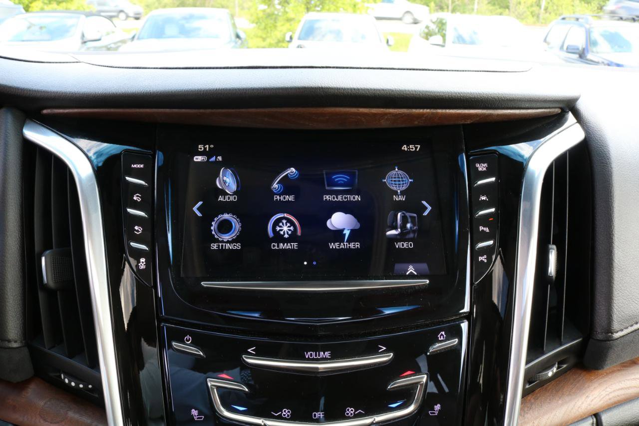 Used 2018 Cadillac Escalade ESV Luxury AWD/4WD image 29
