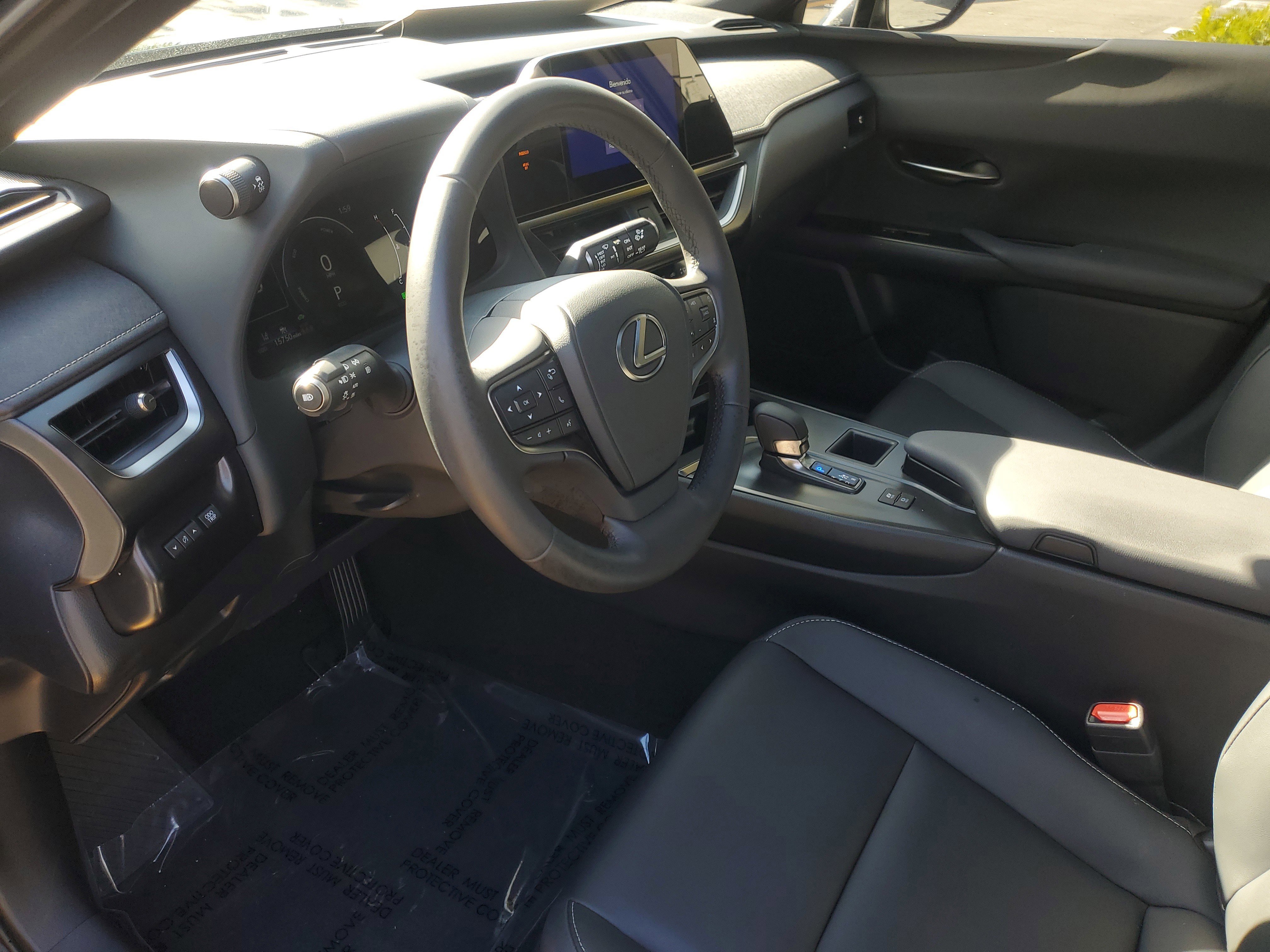 Used 2025 Lexus UX 300h FWD image 15