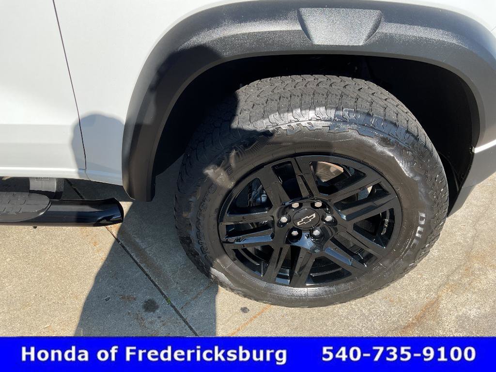 Used 2023 Chevrolet Colorado Trail Boss AWD/4WD image 13