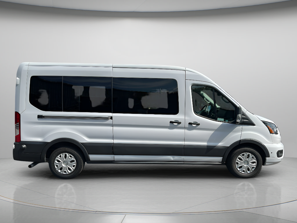 Used 2024 Ford Transit 350 XLT RWD image 8