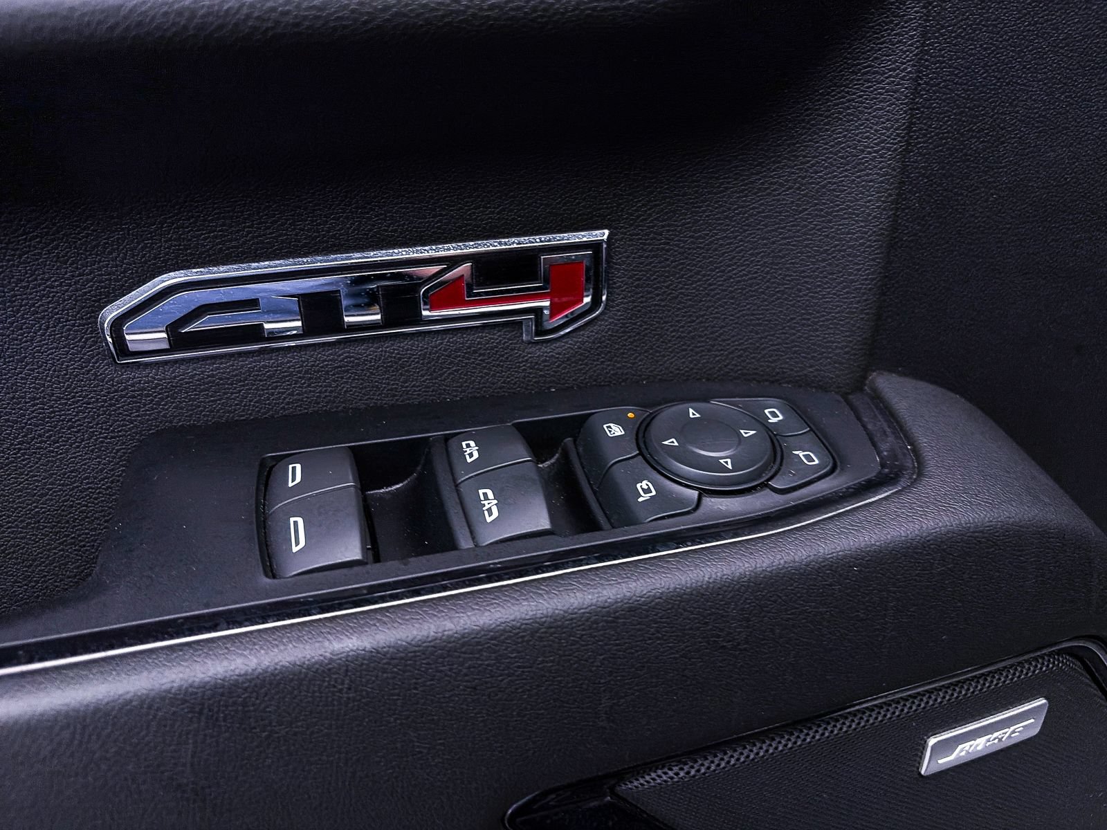 Used 2023 GMC Sierra 1500 AT4 w/ AT4 Premium Package AWD/4WD image 21