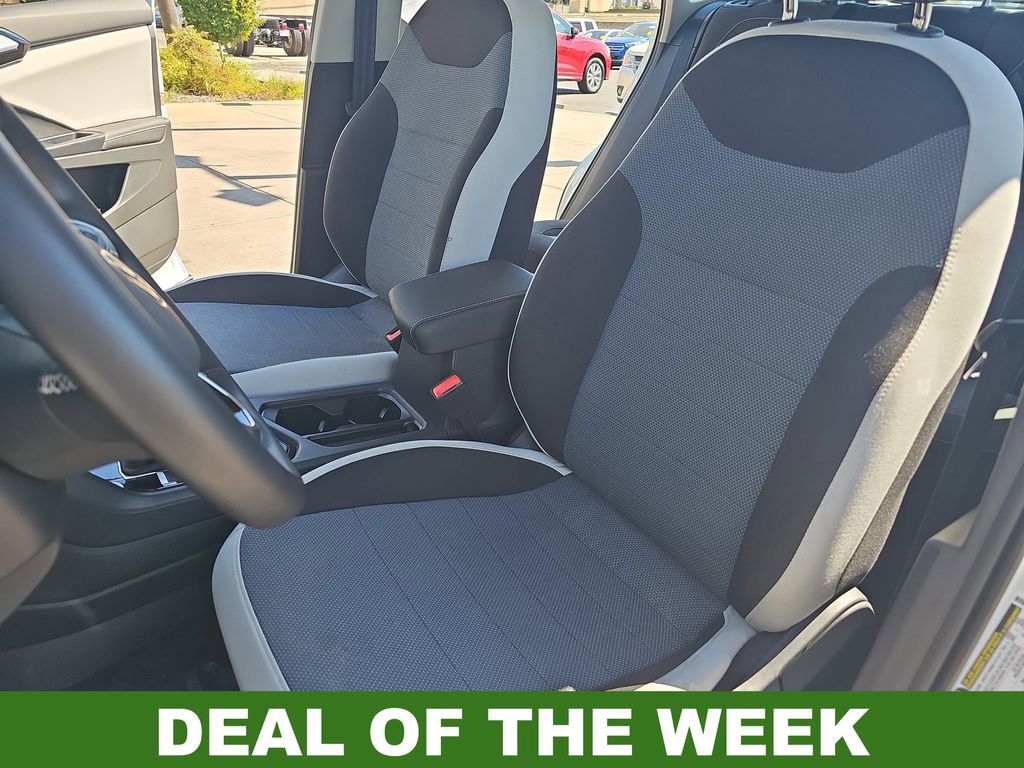 Used 2025 Volkswagen Taos S image 14