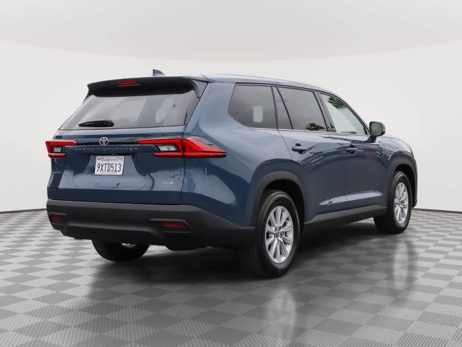 Used 2026 Toyota Grand Highlander FWD image 7