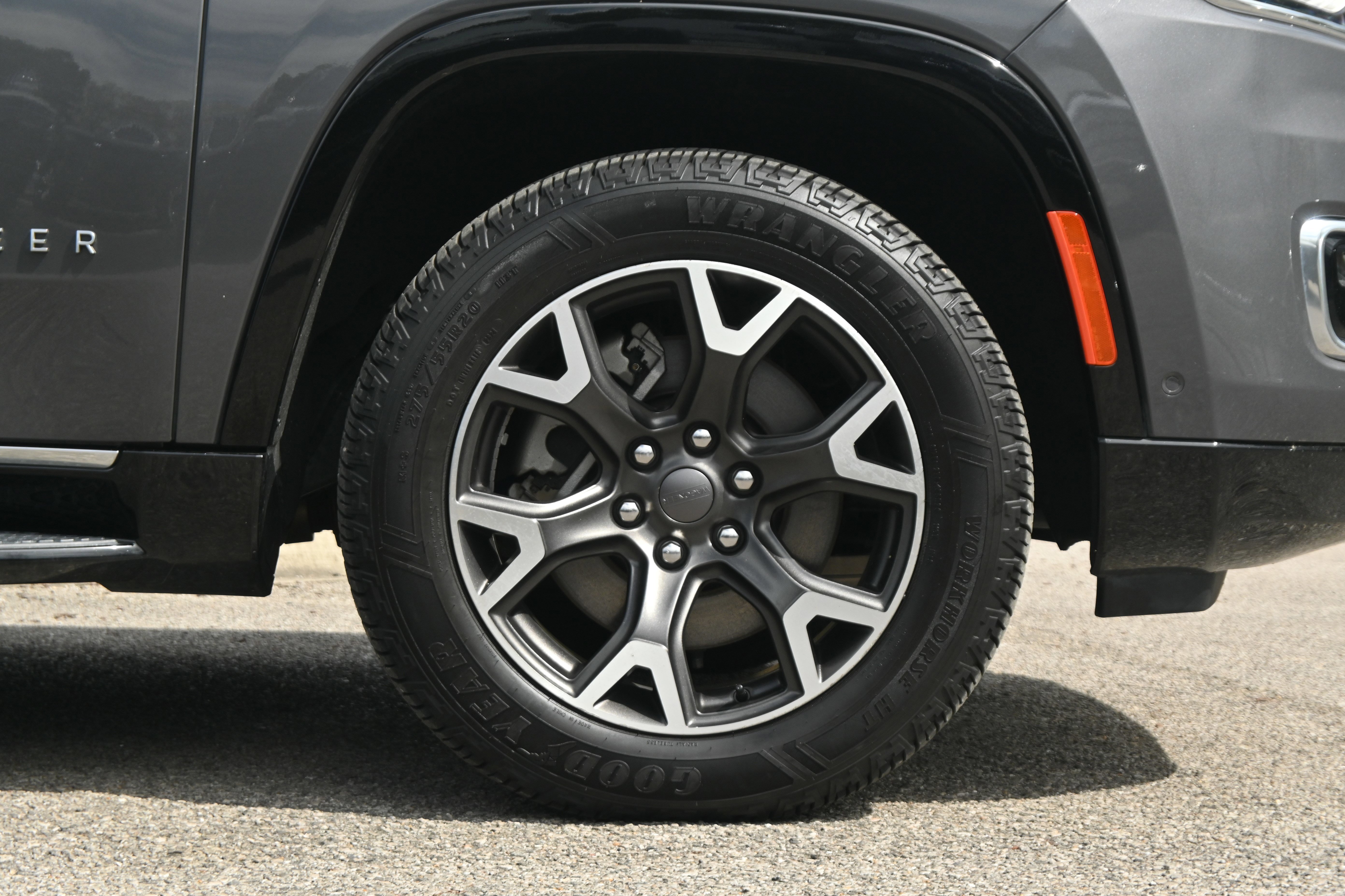 Used 2024 Jeep Wagoneer Series III image 23