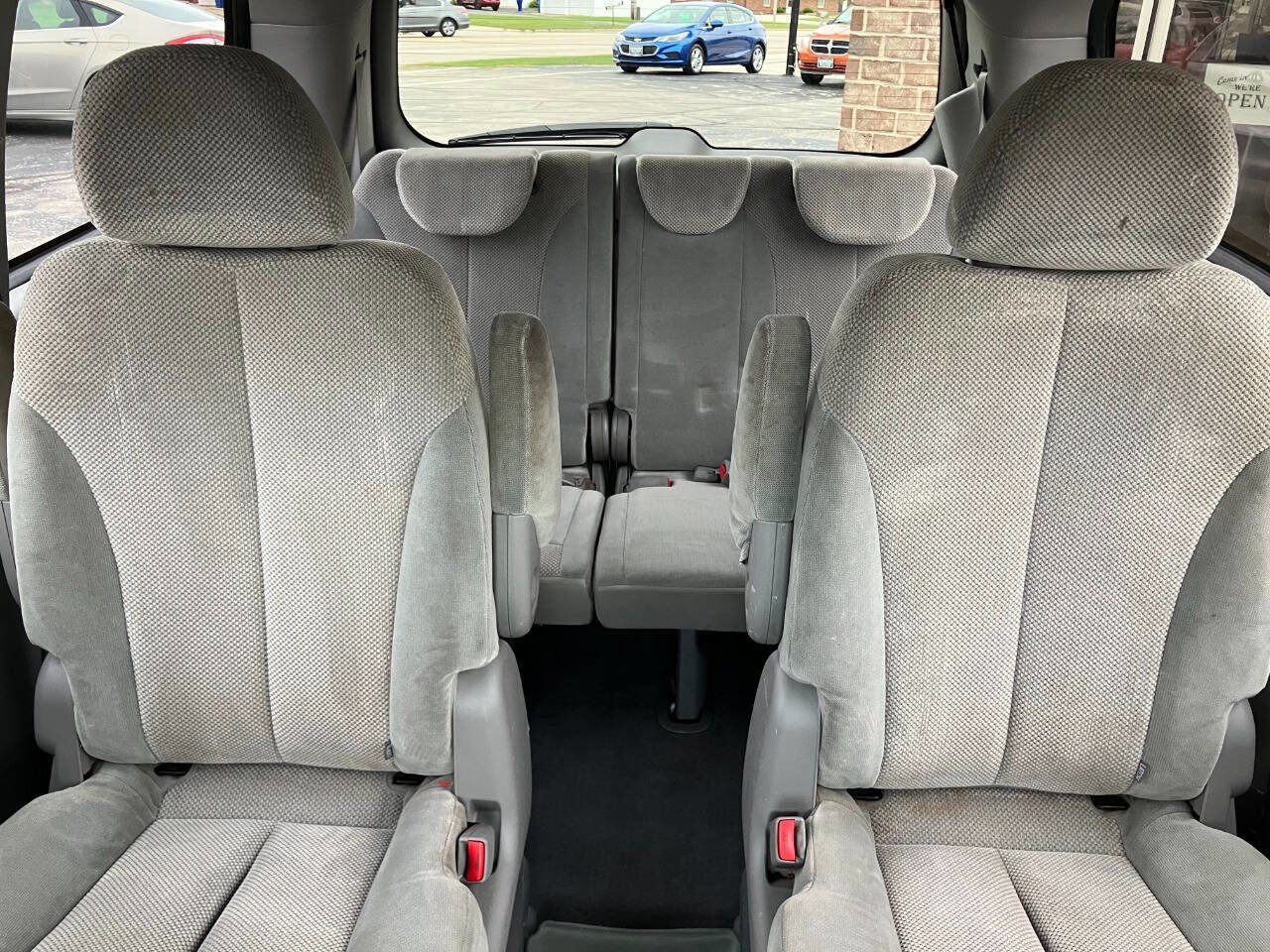 Used 2012 Kia Sedona EX image 19