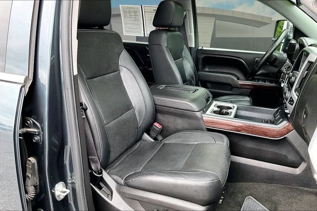 Used 2017 GMC Sierra 1500 SLT w/ SLT Premium Package AWD/4WD image 7