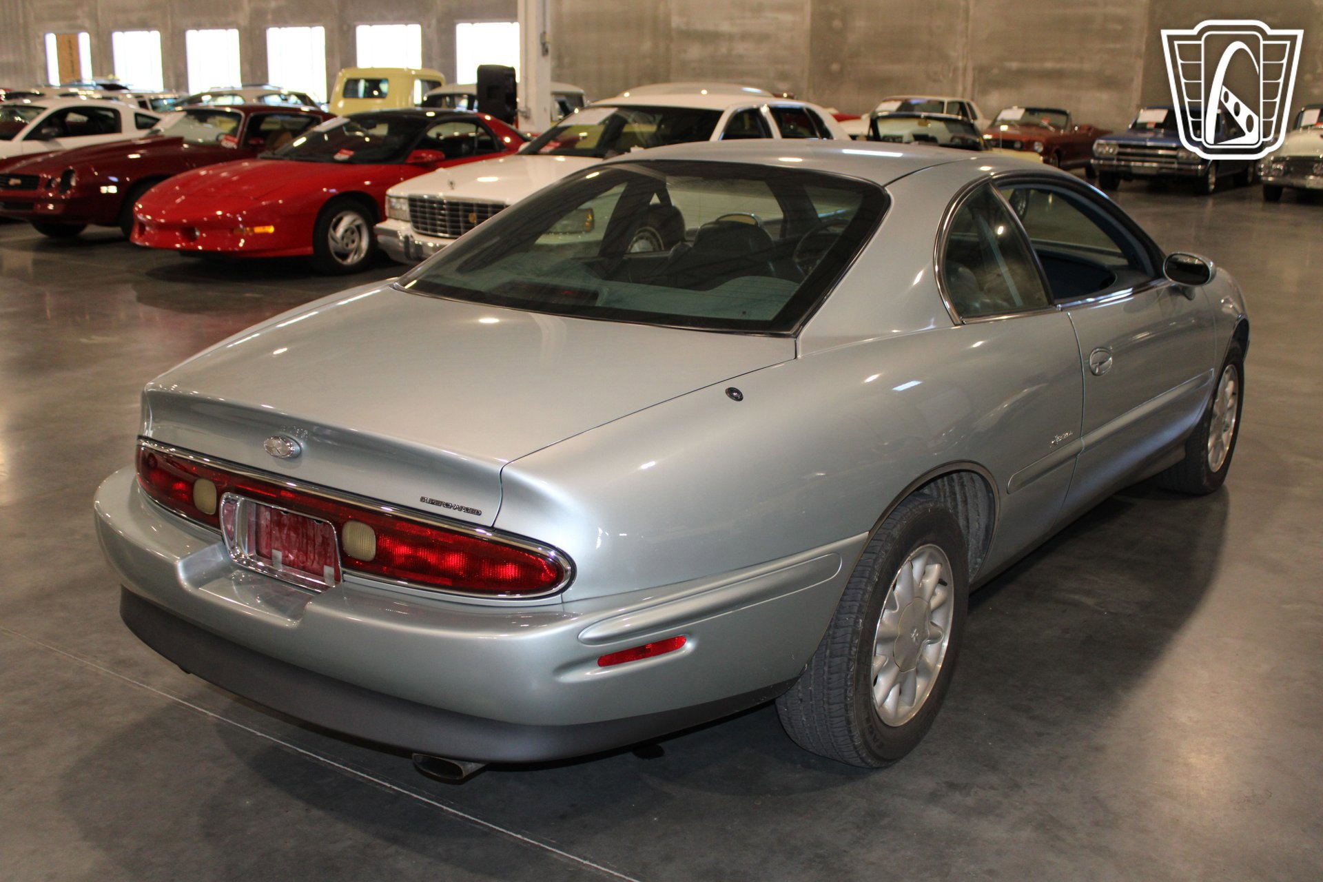 Used 1995 Buick Riviera Supercharged Coupe image 10