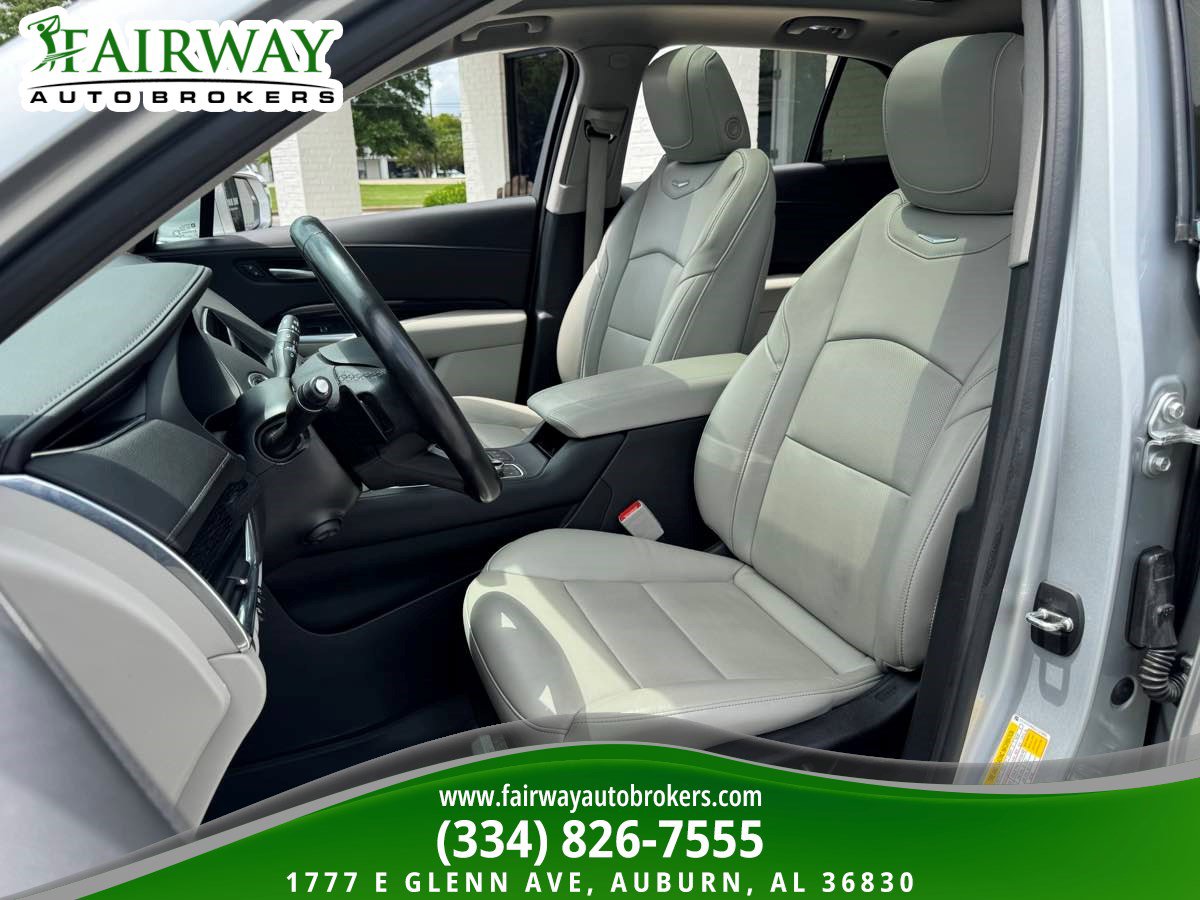 Used 2020 Cadillac XT4 Premium Luxury FWD image 10