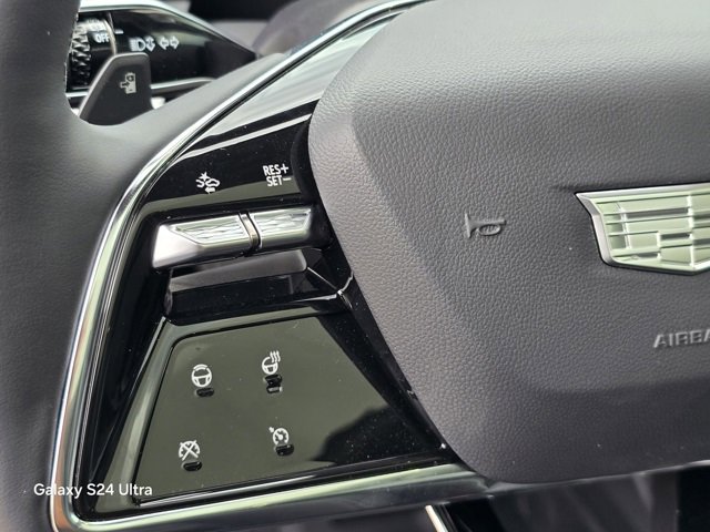 New 2025 Cadillac Optiq Sport 1 w/ LPO, Floor Liner Package image 22