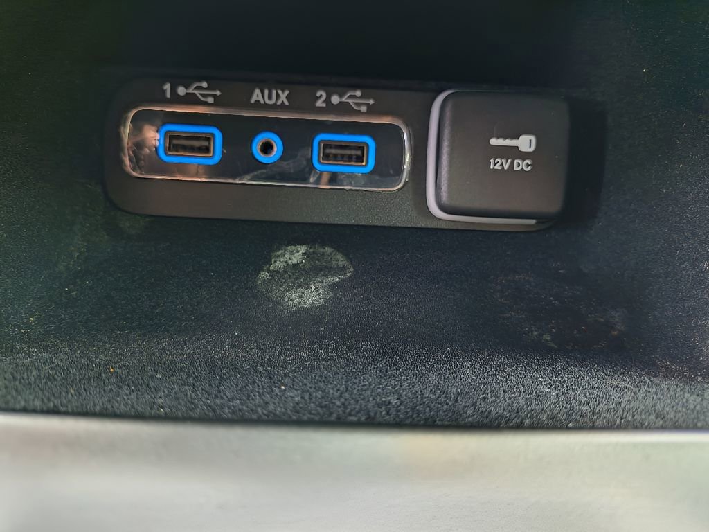 Used 2021 Jeep Grand Cherokee Overland w/ Trailer Tow Group IV image 22