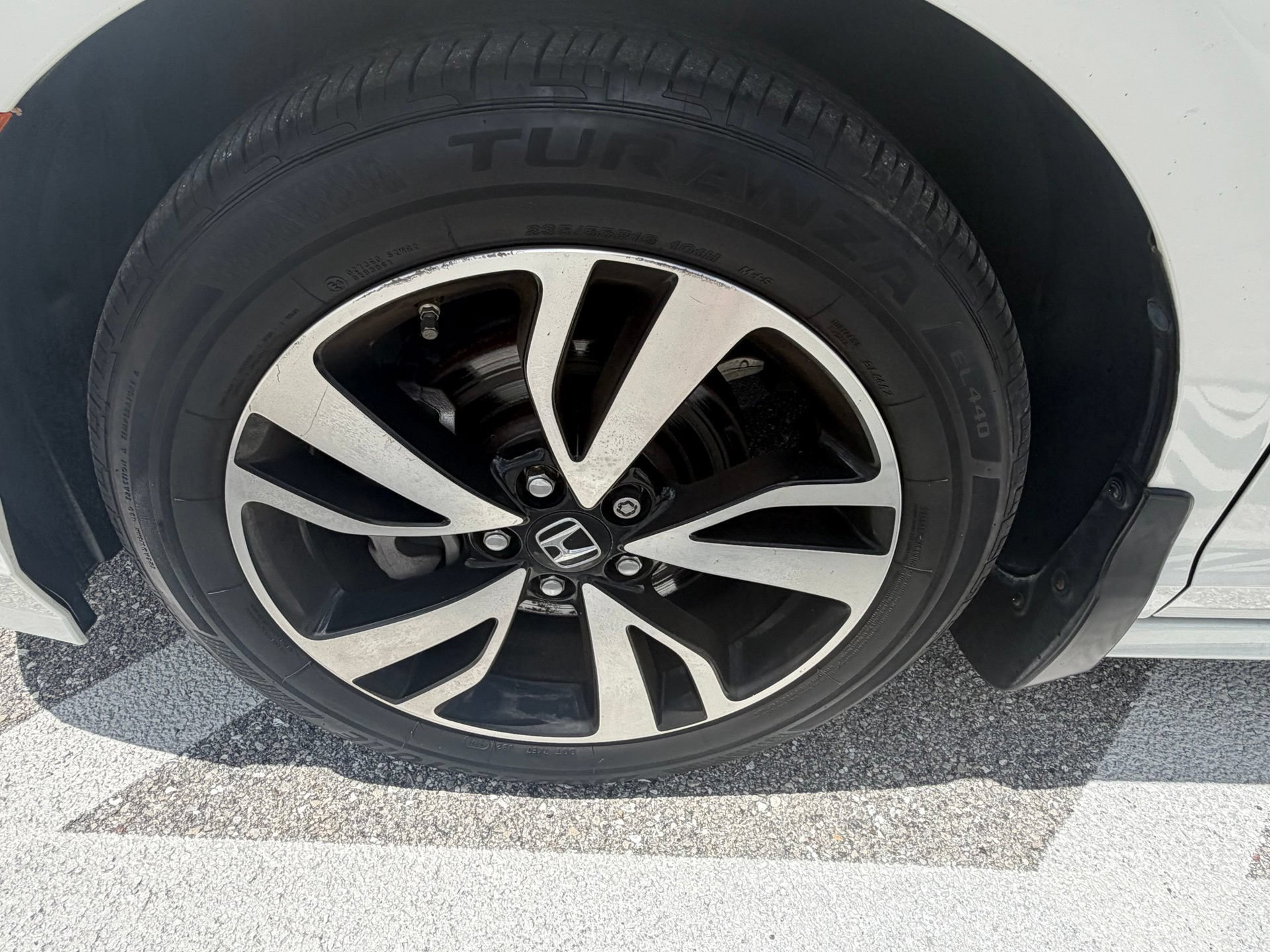 Used 2019 Honda Odyssey Elite image 9