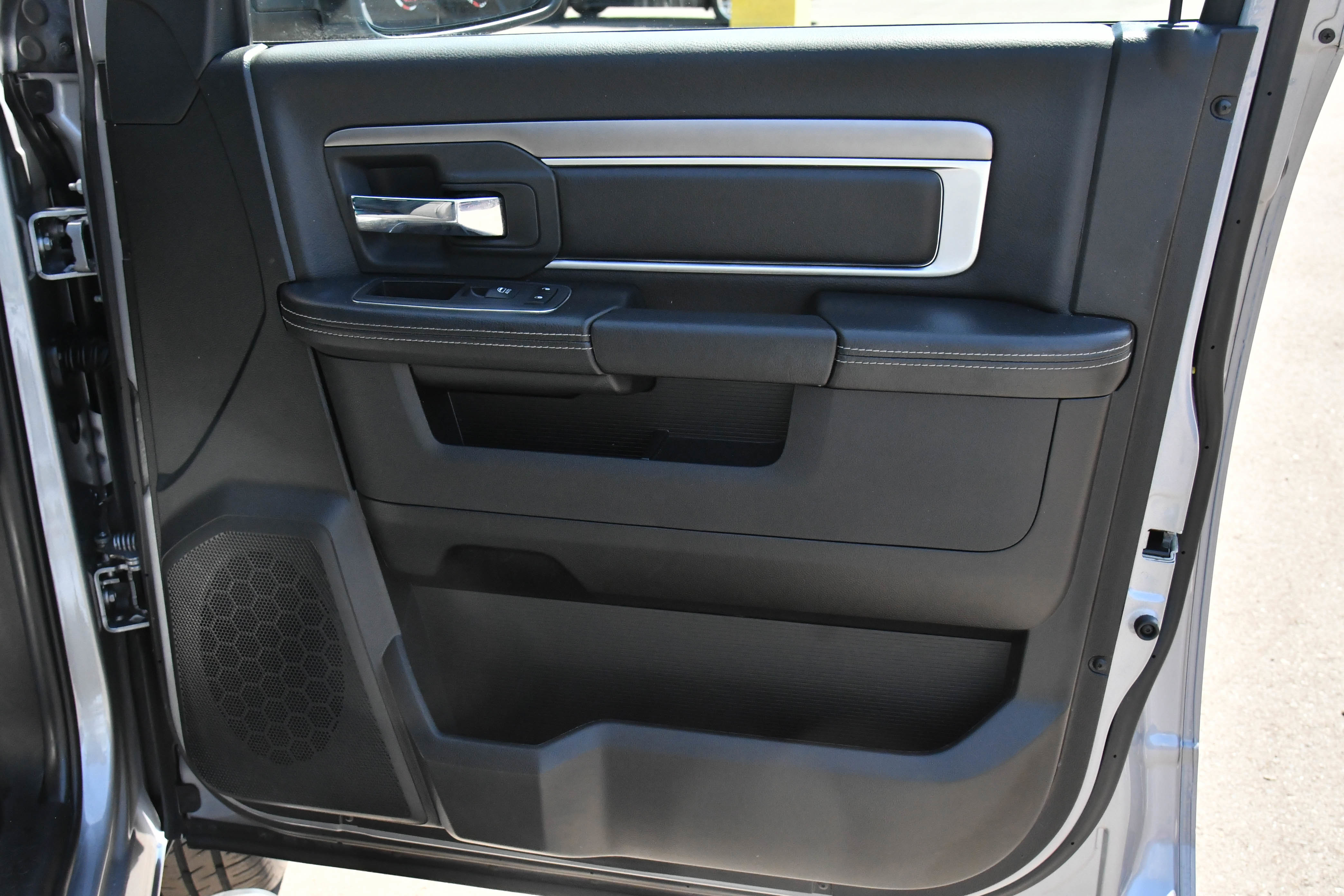 Used 2023 RAM 1500 Classic Warlock AWD/4WD image 42