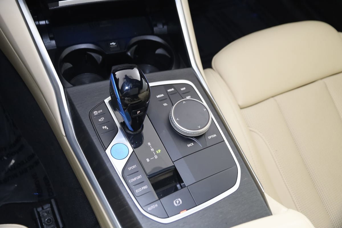 Used 2023 BMW i4 eDrive35 w/ Premium Package RWD image 34