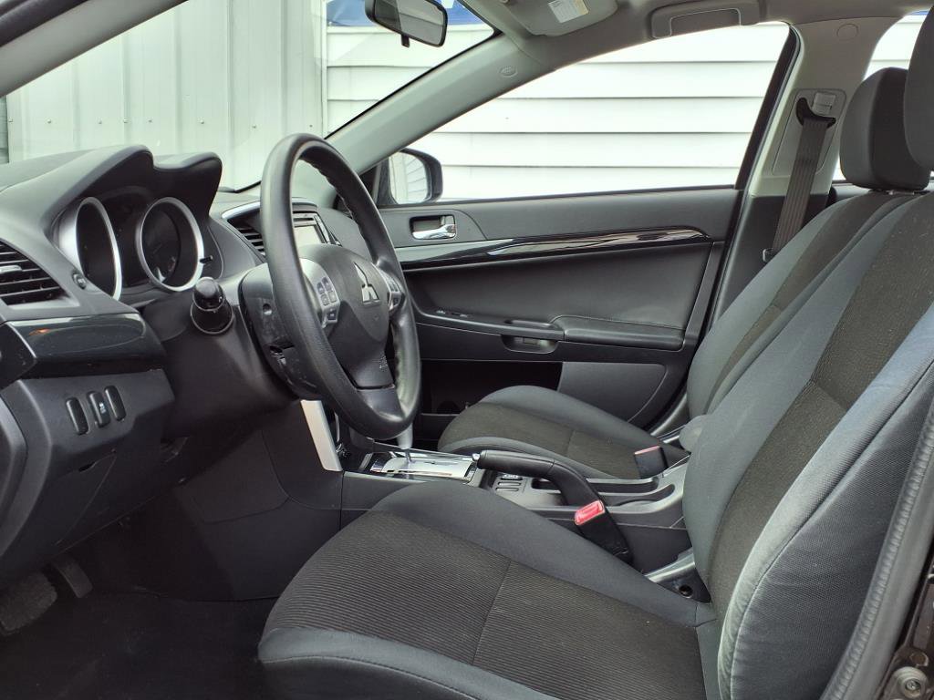 Used 2016 Mitsubishi Lancer ES image 8