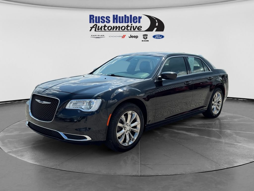 Used 2020 Chrysler 300 Touring L w/ Quick Order Package 22F AWD/4WD image 1